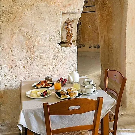 Otel Sassi 3*